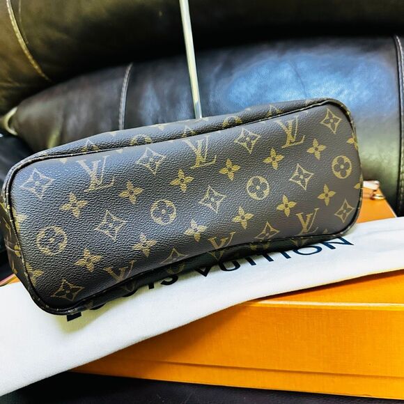 Brand New Louis Vuitton Neverfull PM Beige Interior - Picture 8 of 14